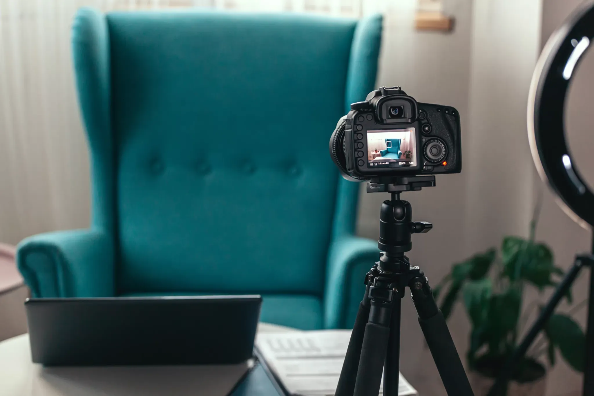 Why Product Photography Is Important for Both Online and Offline Success product photography both online offline scaled